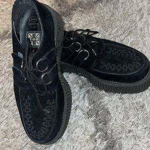 Tuk creepers black